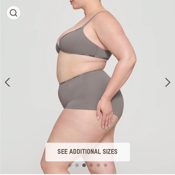 COPY - NWT Skims Cotton Logo Mini Triangle Bralette - Picture 4 of 13